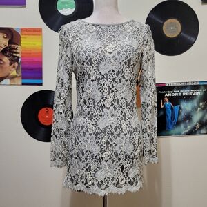 Gillian | Vintage Gray & Cream Lace Long Sleeve Tunic